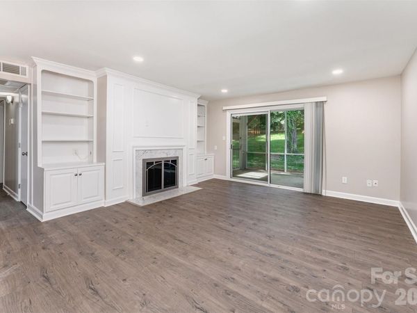 7026 Quail Hill Road , Charlotte, NC 28210