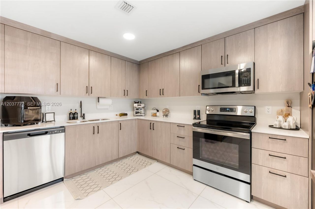 25657 SW 144th Ave , Homestead, FL 33032 Photo
