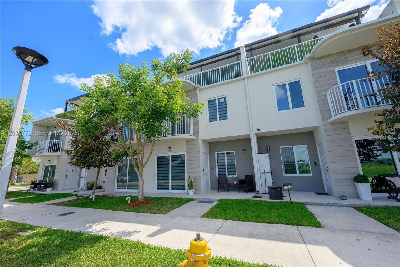 25657 SW 144th Ave , Homestead, FL 33032 Photo
