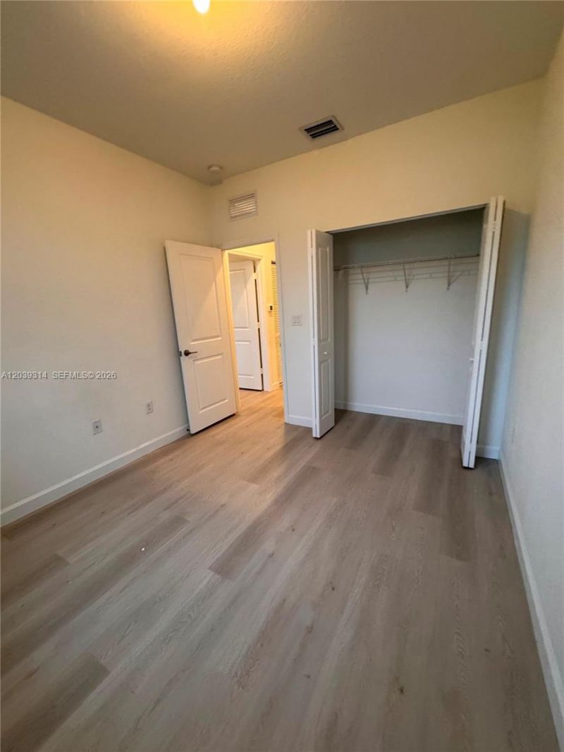 1810 SE 26th Ter, Unit 1810, Homestead, FL 33035 Photo