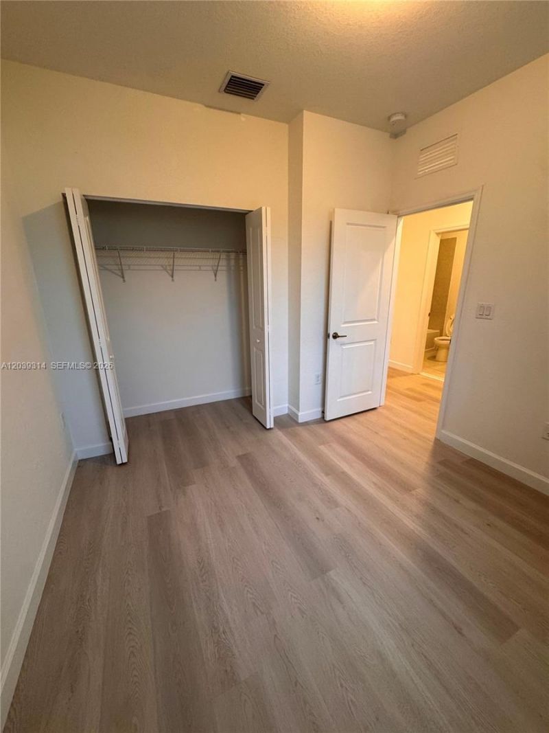 1810 SE 26th Ter, Unit 1810, Homestead, FL 33035 Photo