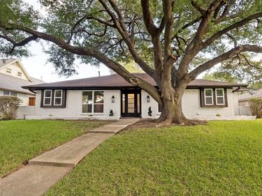 7214 Authon Drive, Dallas, TX 75248