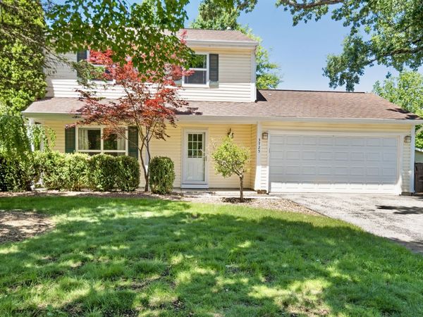 3725 Newport Drive , Island Lake, IL 60042