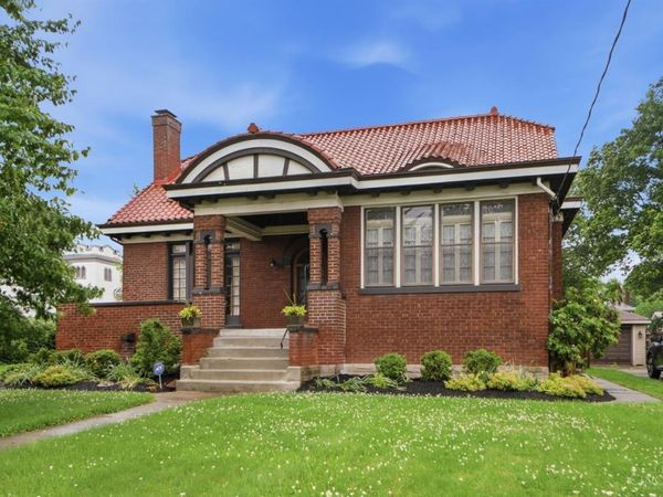 1021 Overlook Avenue, Cincinnati, OH 45238