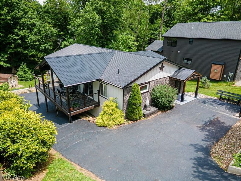 229 Green Valley Drive , Howard, OH 43028 Photo 2