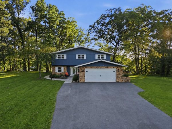 2080 Hidden Valley Drive , Crown Point, IN 46307