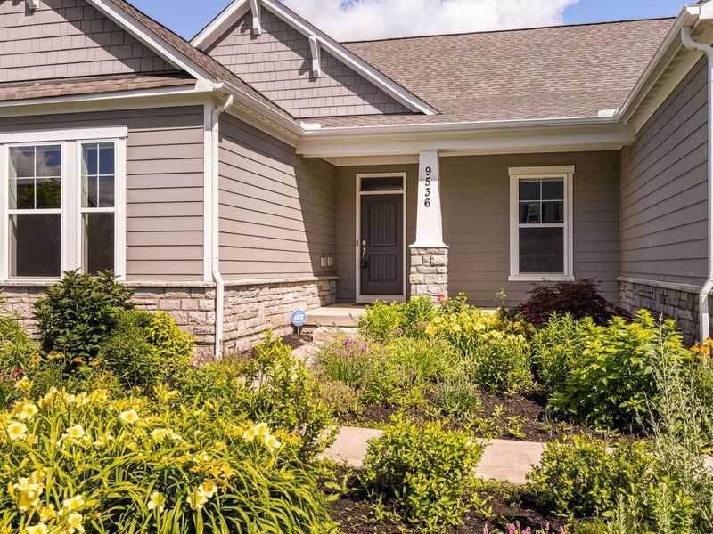 9536 Camberly Avenue, Plain City, OH 43064 Photo 2