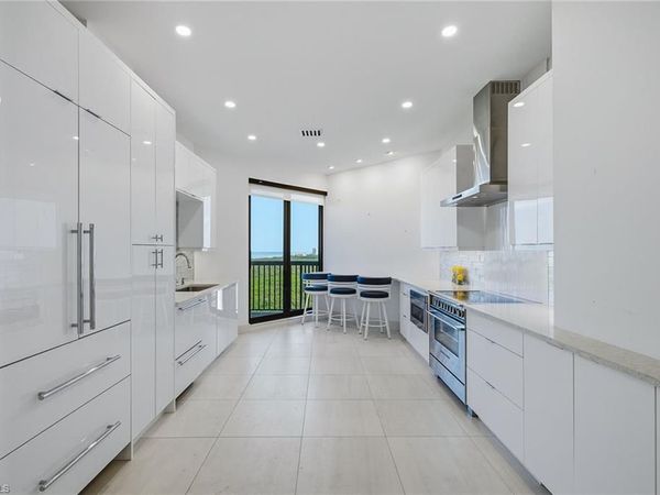6075 Pelican Bay BLVD , Unit C, NAPLES, FL 34108