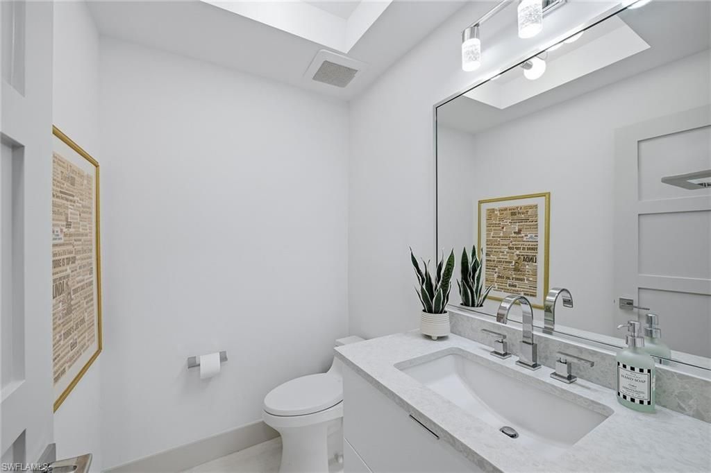 6075 Pelican Bay Blvd, Unit PHC, Naples, FL 34108 Photo