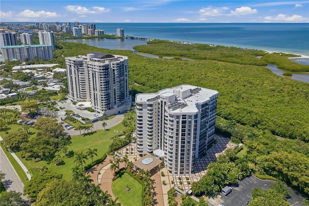 6075 Pelican Bay Blvd, Unit PHC, Naples, FL 34108 Photo