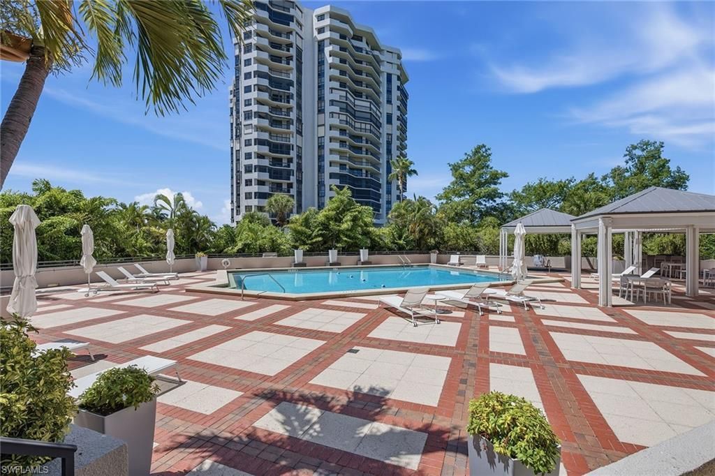 6075 Pelican Bay Blvd, Unit PHC, Naples, FL 34108 Photo