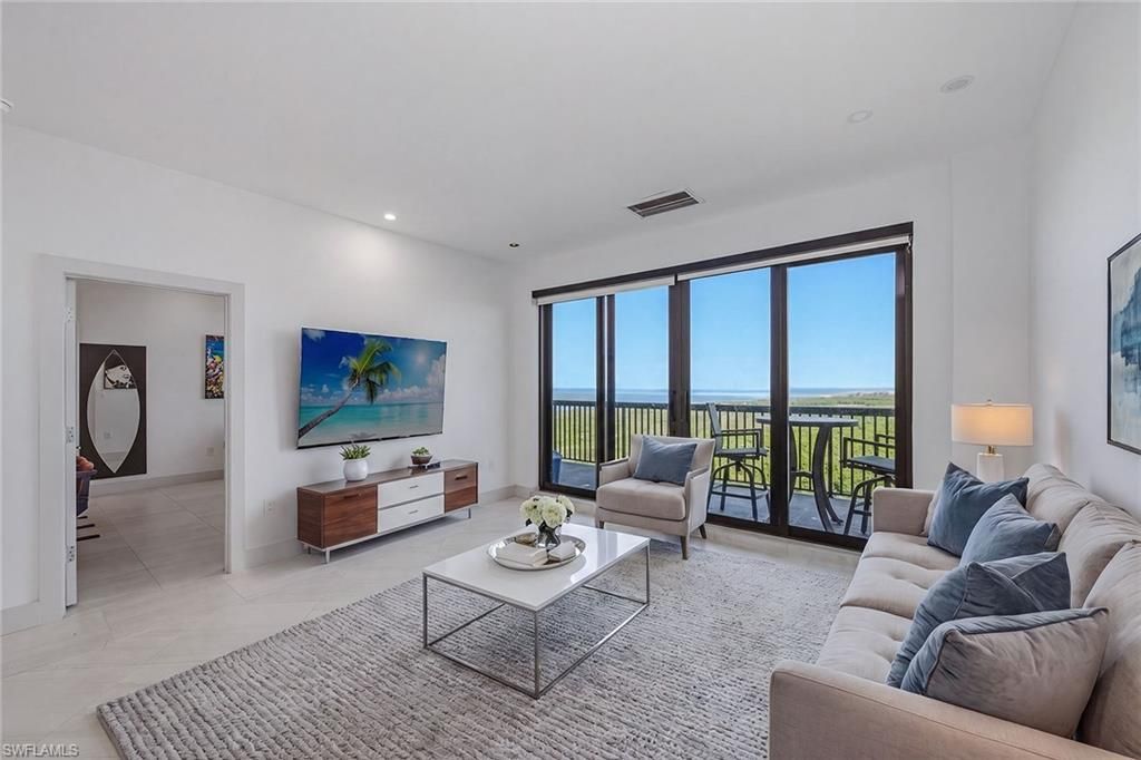 6075 Pelican Bay Blvd, Unit PHC, Naples, FL 34108 Photo