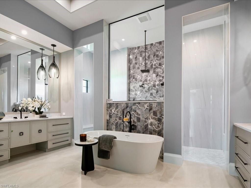 6446 Daniels Rd , Naples, FL 34109 Photo