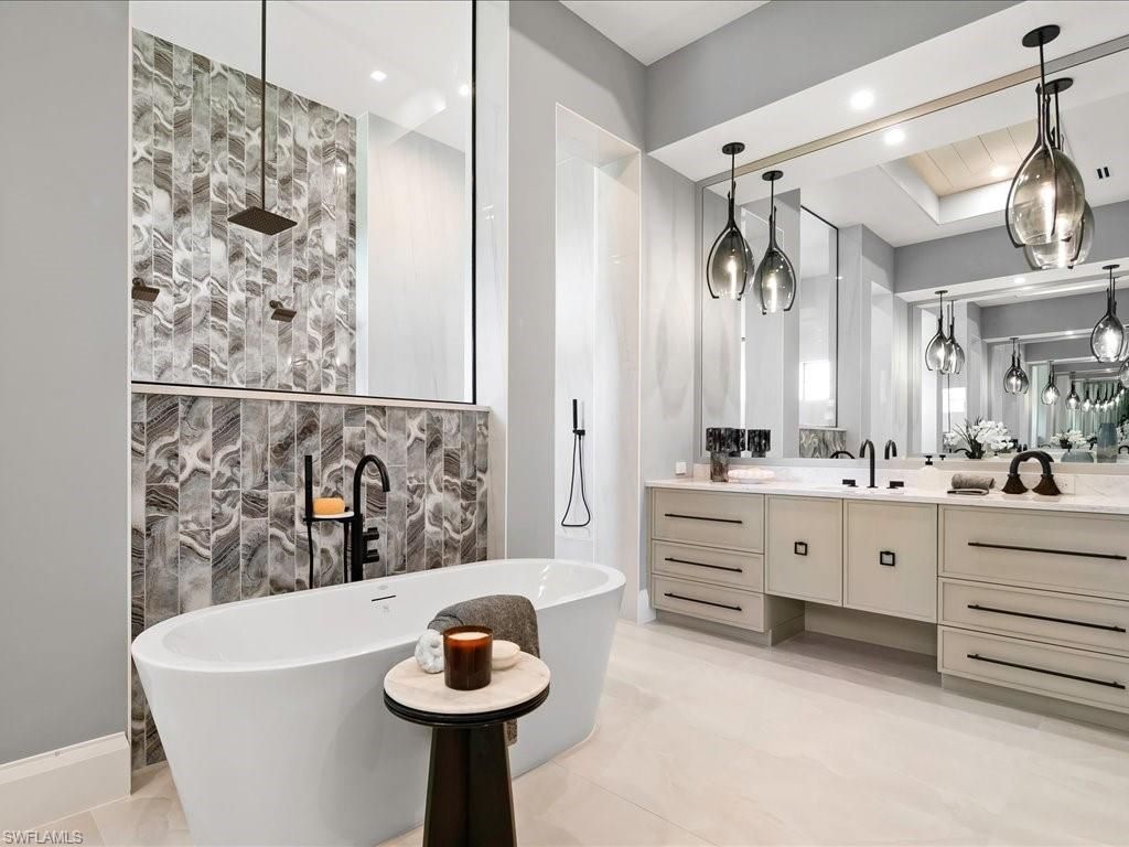 6446 Daniels Rd , Naples, FL 34109 Photo