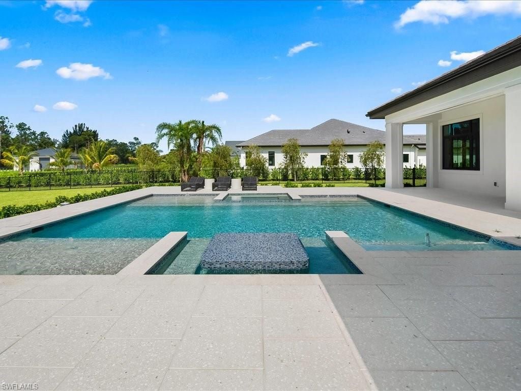 6446 Daniels Rd , Naples, FL 34109 Photo