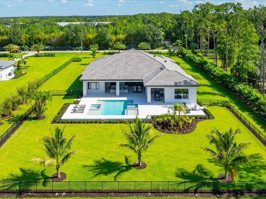 6446 Daniels Rd , Naples, FL 34109 Photo