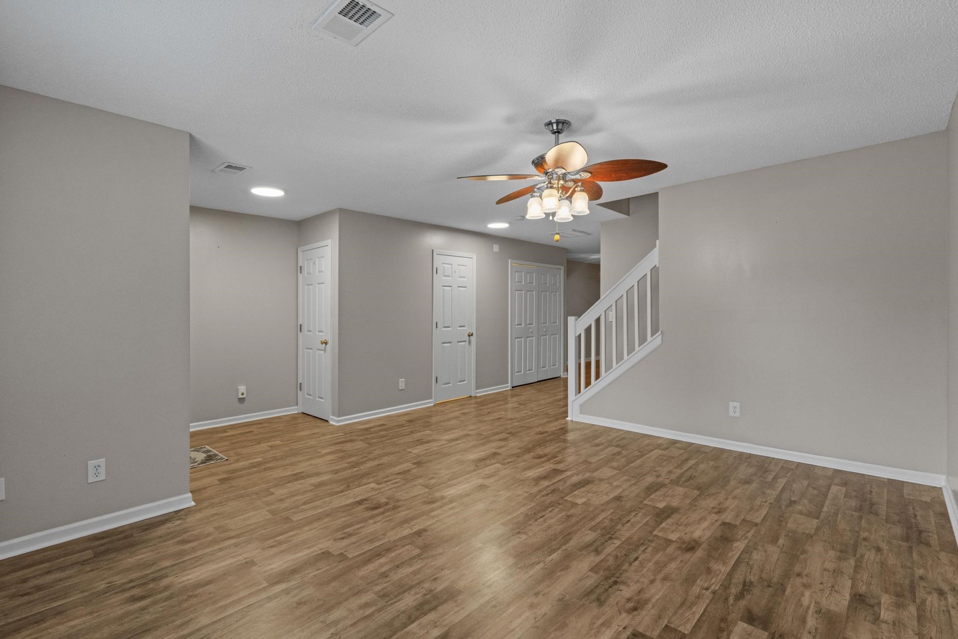 1044 Portico Loop  Photo 17