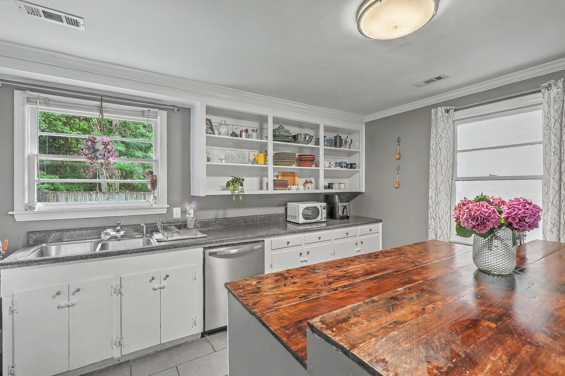 882 Savage Road Photo 11