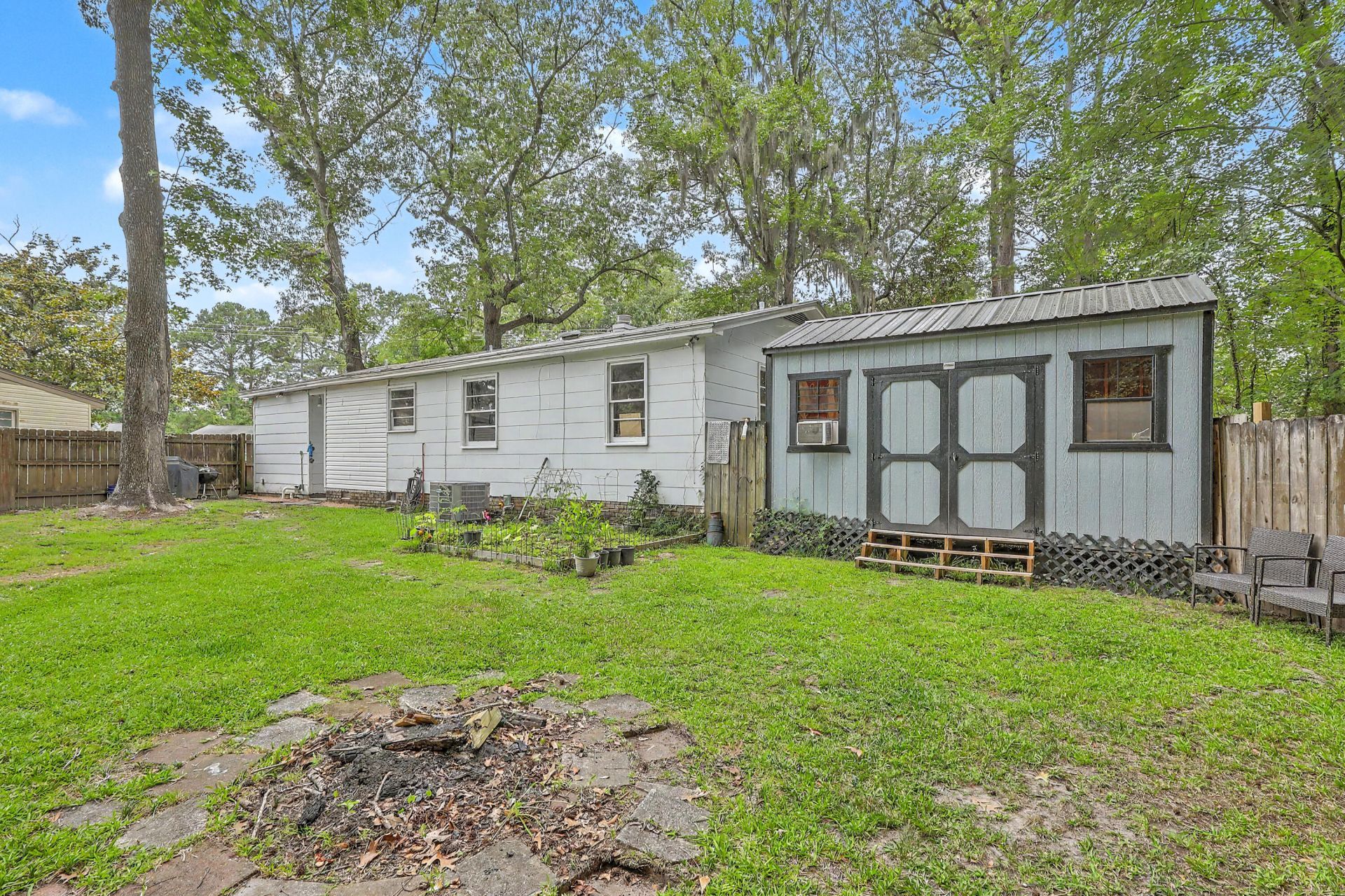882 Savage Road Photo 26