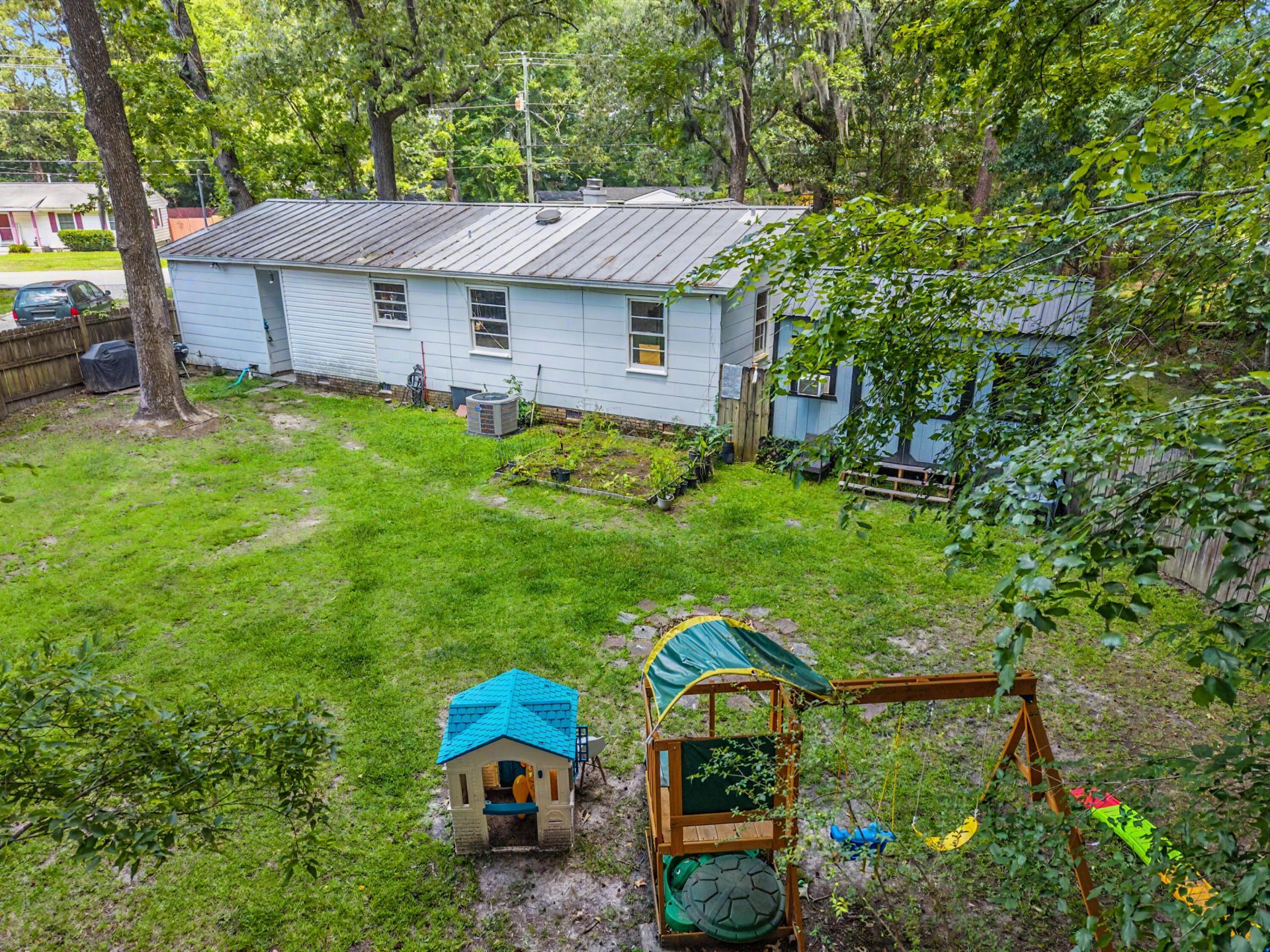 882 Savage Road Photo 37