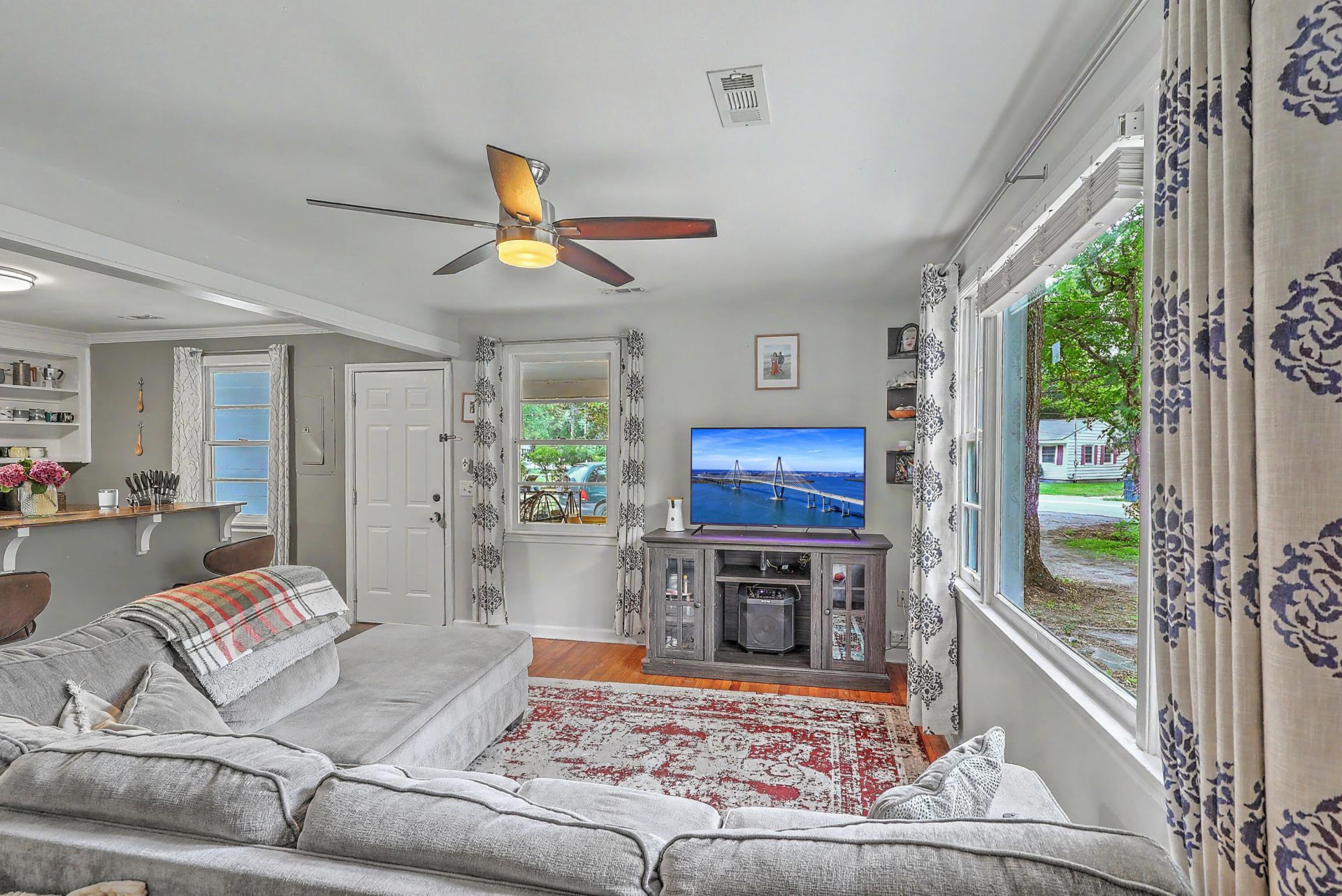 882 Savage Road Photo 8