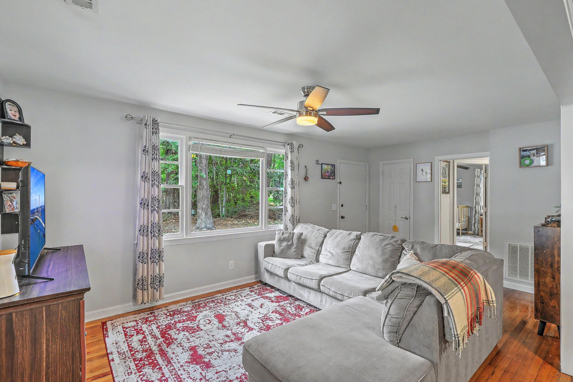 882 Savage Road Photo 9