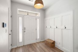 105 Trillium Avenue photo 4