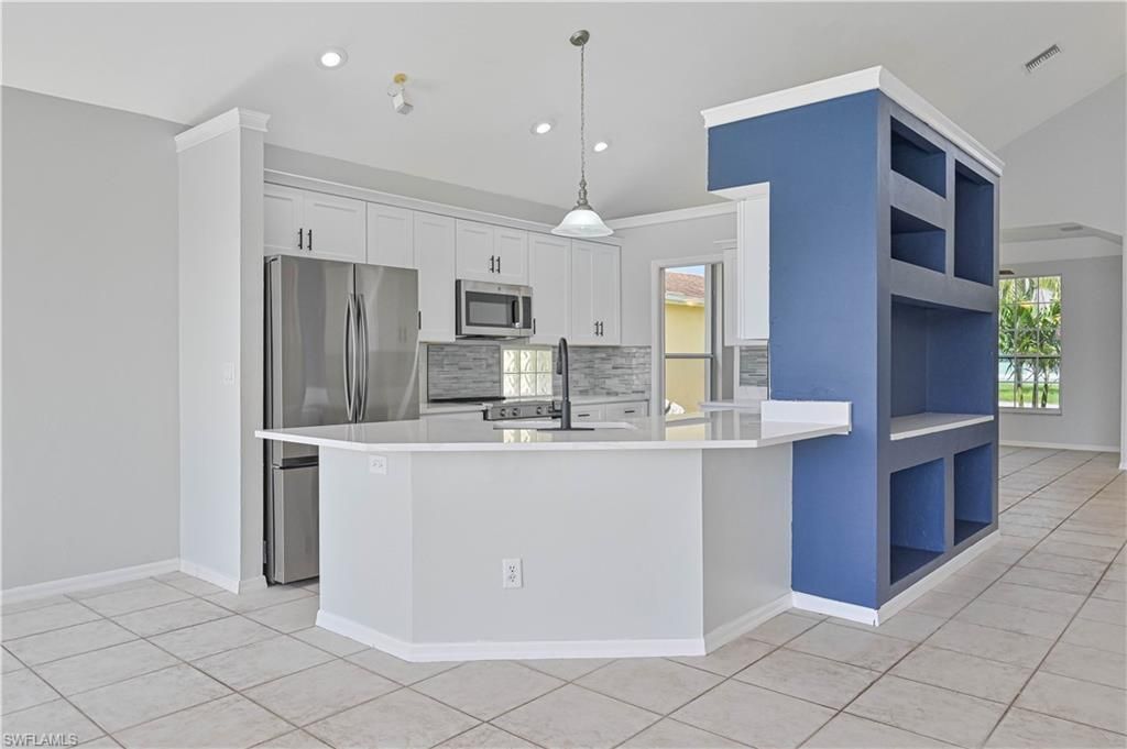 17911 Bermuda Dunes Dr , Fort Myers, FL 33967 Photo