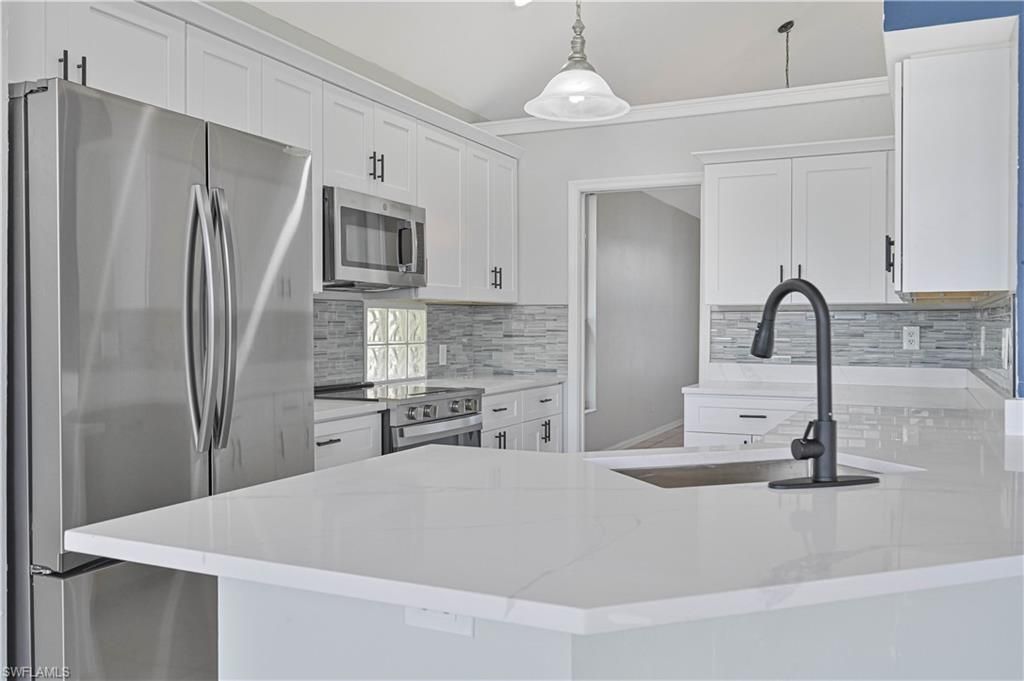 17911 Bermuda Dunes Dr , Fort Myers, FL 33967 Photo