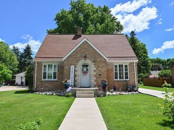 3550 S 58th STREET, Milwaukee, WI 53220
