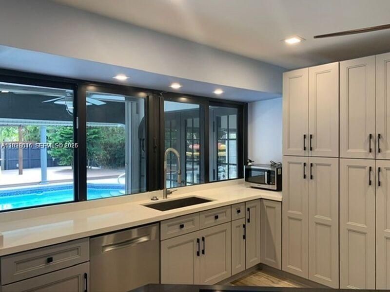 4718 Roosevelt St , Hollywood, FL 33021 Photo
