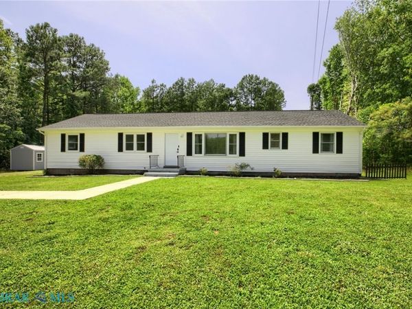 868 Simonson Road, Farnham, VA 22460