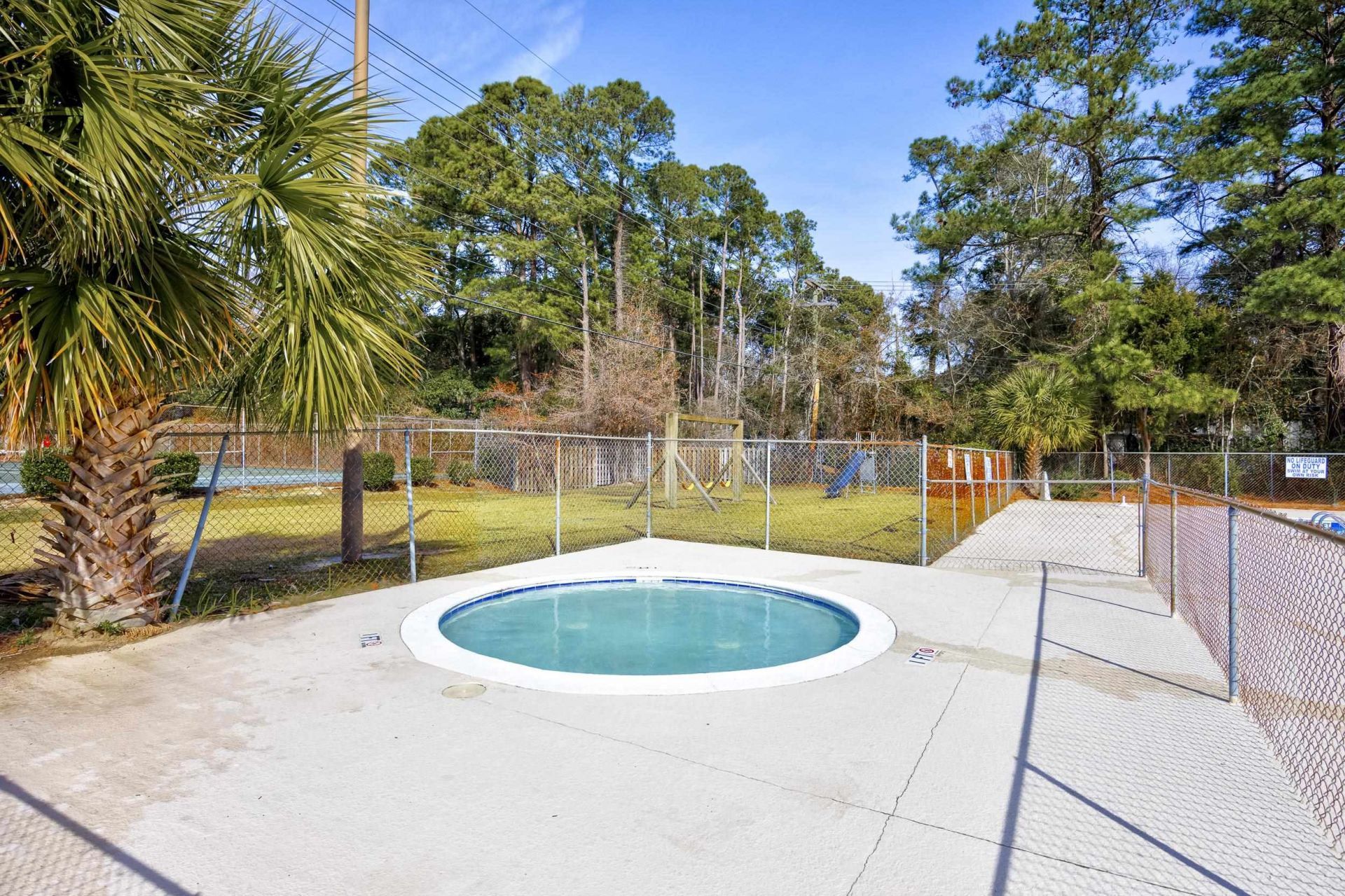 10301 N Kings Hwy.  Photo 41