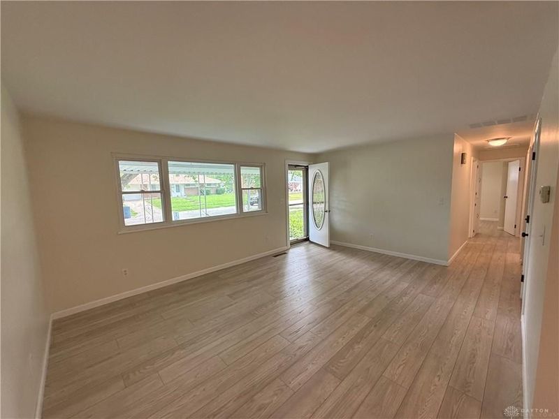 5705 Tibet Drive, Huber Heights, OH 45424 Photo 17