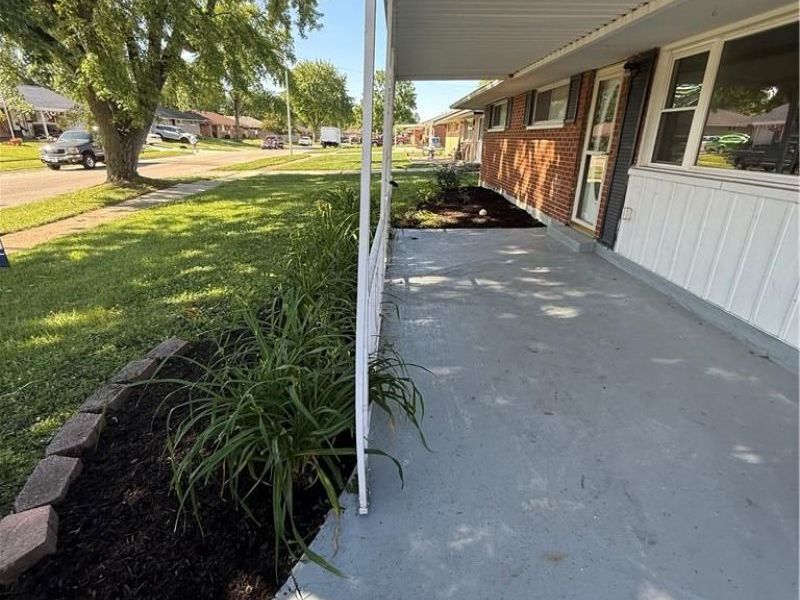 5705 Tibet Drive, Huber Heights, OH 45424 Photo 3
