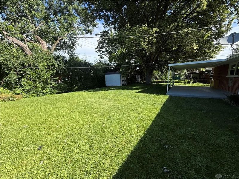 5705 Tibet Drive, Huber Heights, OH 45424 Photo 4