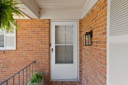 5325 Helene Drive photo 4