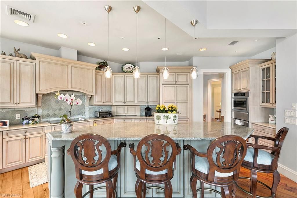 6991 Greentree Dr, Naples, FL 34108 Photo