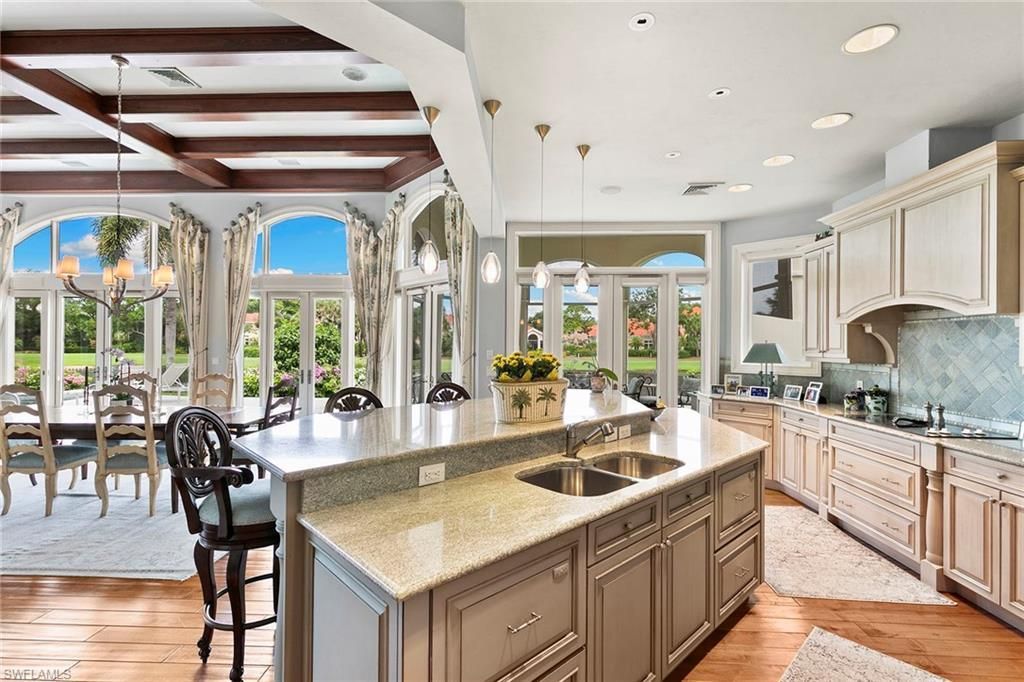 6991 Greentree Dr, Naples, FL 34108 Photo