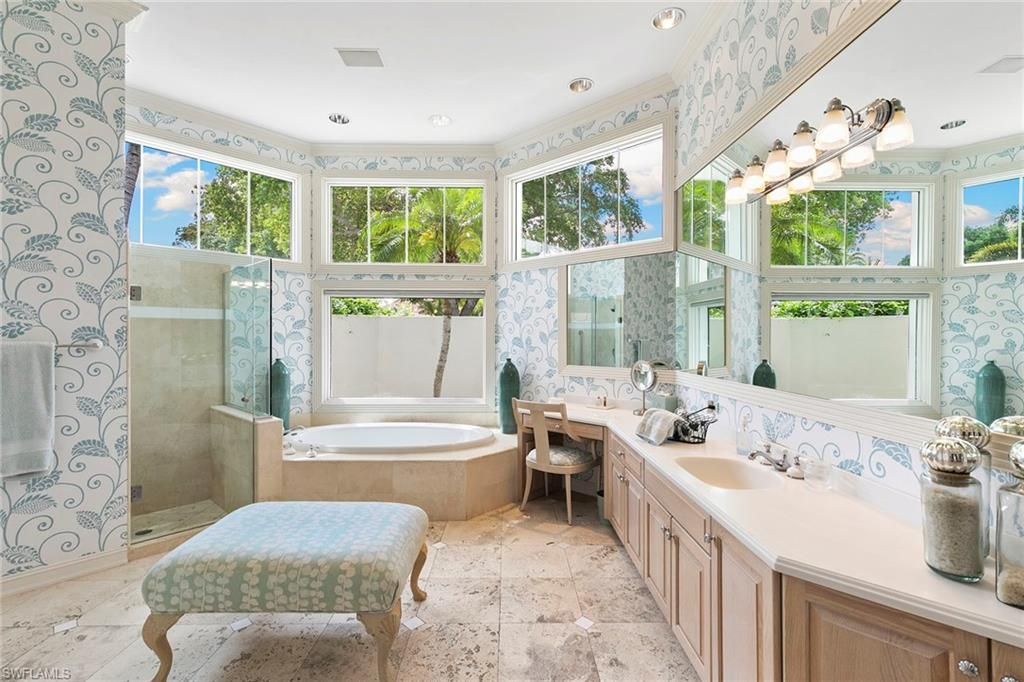 6991 Greentree Dr, Naples, FL 34108 Photo
