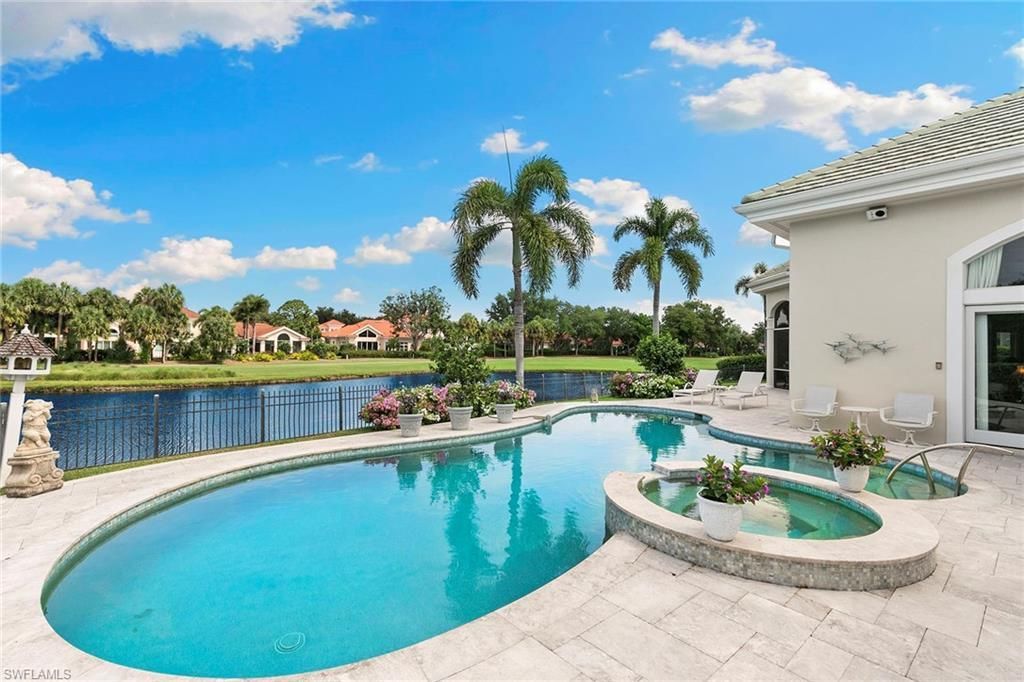 6991 Greentree Dr, Naples, FL 34108 Photo