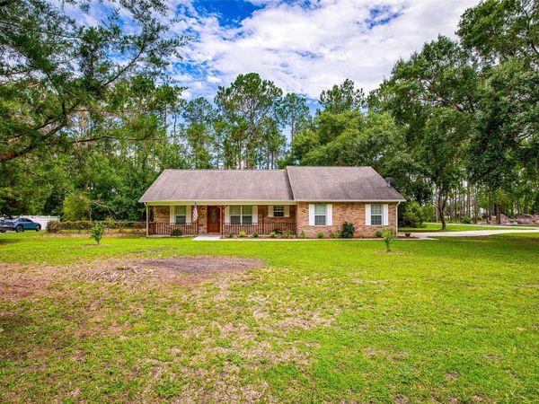 2719 LAKE Drive , Hilliard, FL 32046