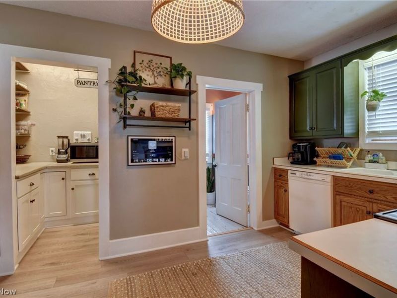 302 SW Maple Street, Sugarcreek, OH 44681 Photo 7