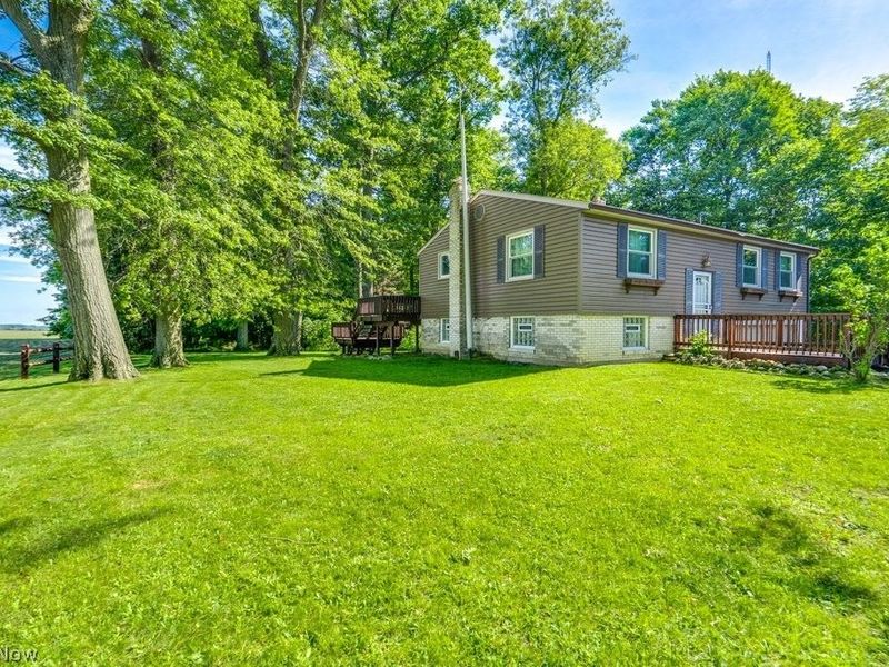 9921 Beech Street NE, Louisville, OH 44641 Photo 9
