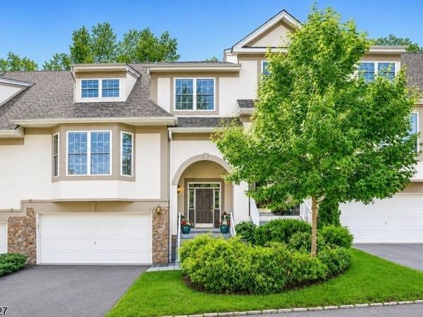 19 Henning Ter, Denville, NJ 07834