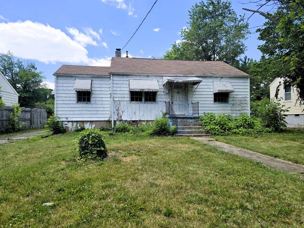 1430 Forest Park BLVD NW, Roanoke, VA 24017