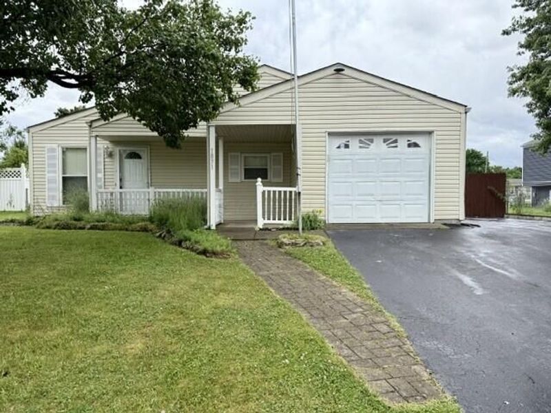 1831 Rock Creek Drive , Grove City, OH 43123 Photo 1