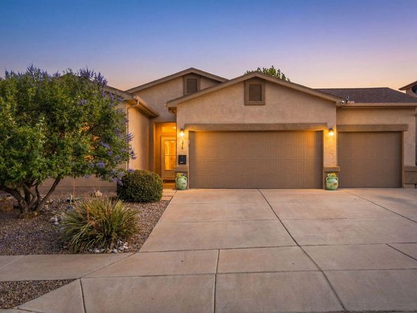 256 Landing Trail NE, Rio Rancho, NM 87124