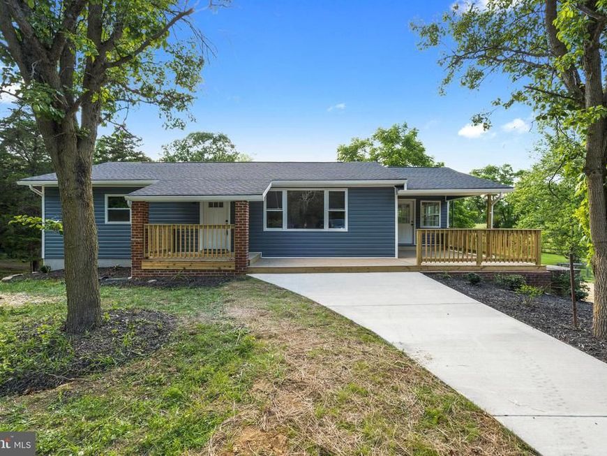 459 Forest View Drive, Kearneysville, WV 25430 Main Photo
