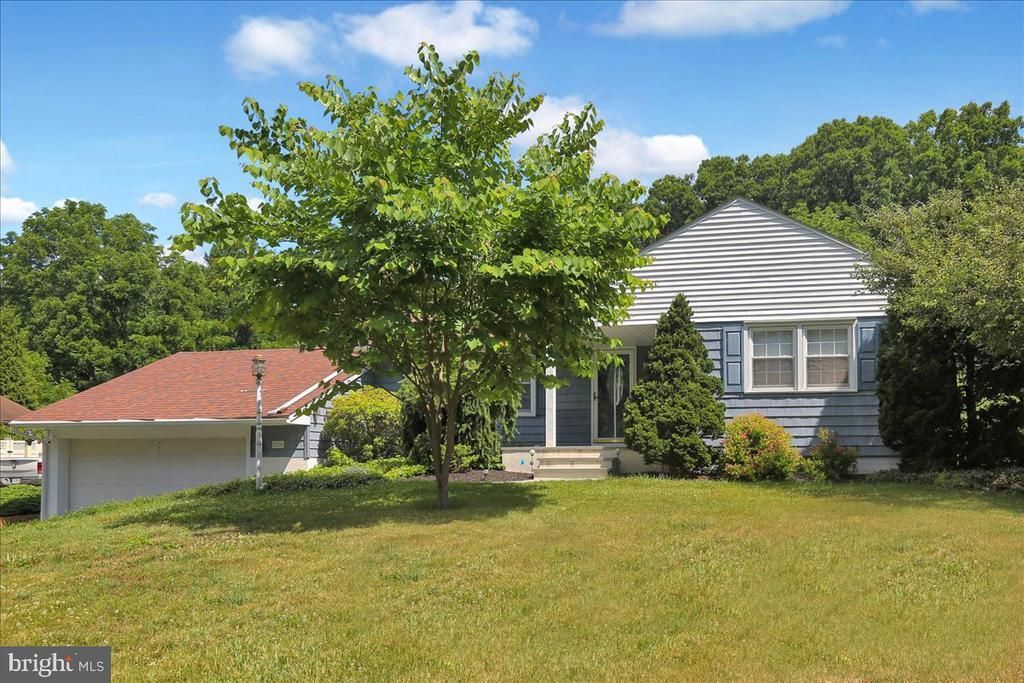 2520 HOPEWELL ROAD, ELVERSON, PA 19520